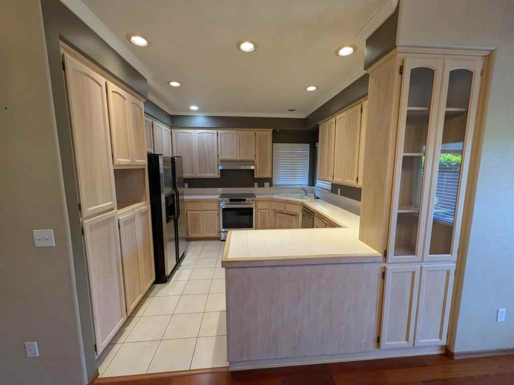 2111 Sw Garden Valley Way - Photo 6 of 25