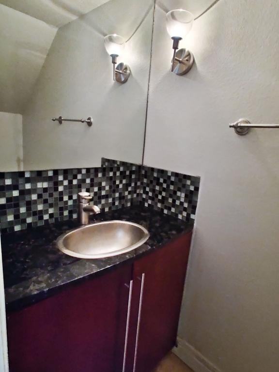 920 Aragon Ave - Photo 6 of 24