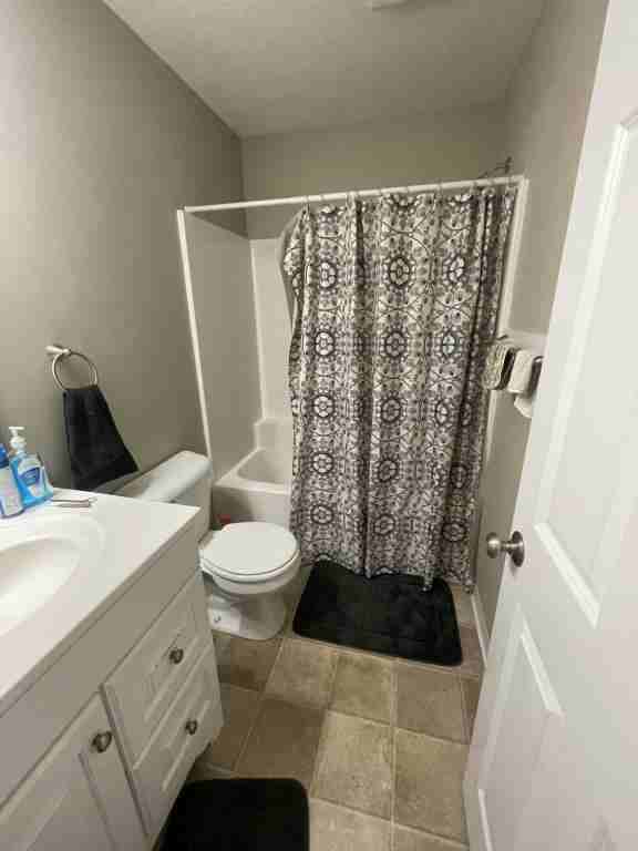 104 W 7th St - Photo 4 of 16