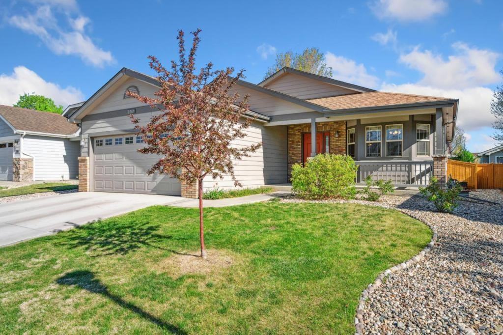 2267 Steamboat Springs St - Photo 2 of 17