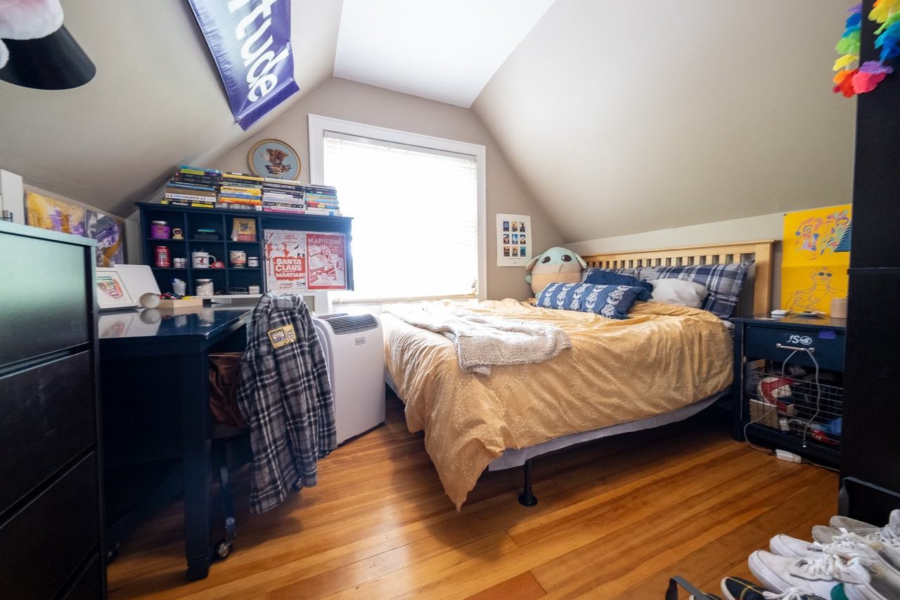 3200 Aldrich Ave S #2 - Photo 7 of 28