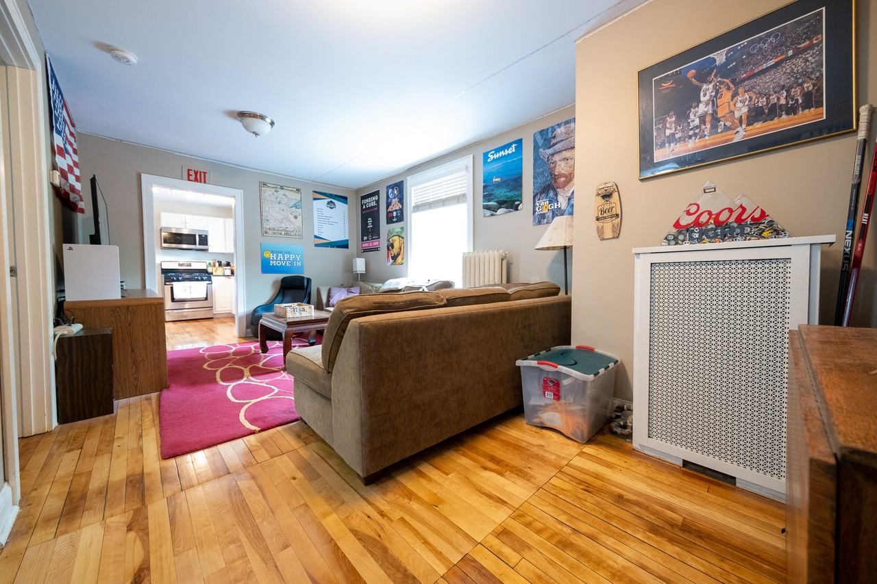 3200 Aldrich Ave S #2 - Photo 4 of 28