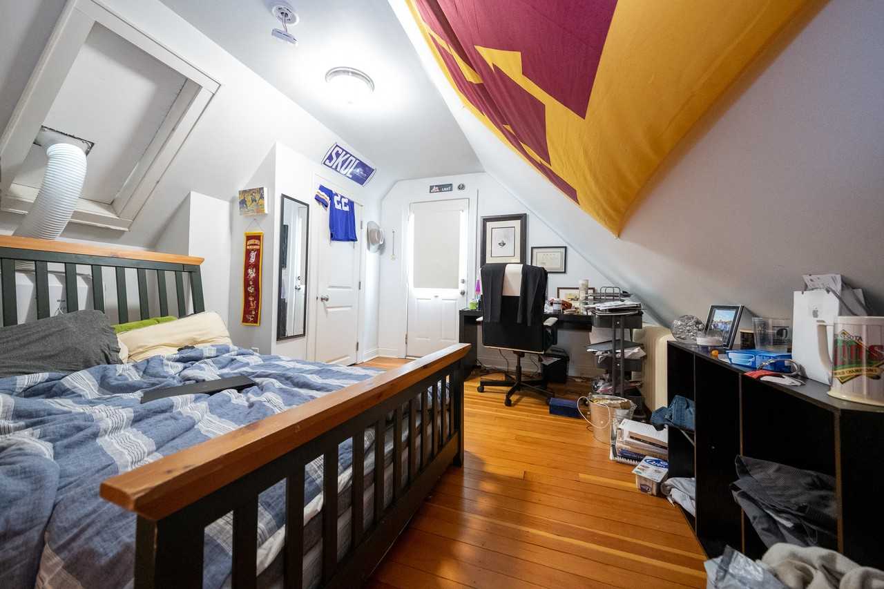 3200 Aldrich Ave S #2 - Photo 7 of 28