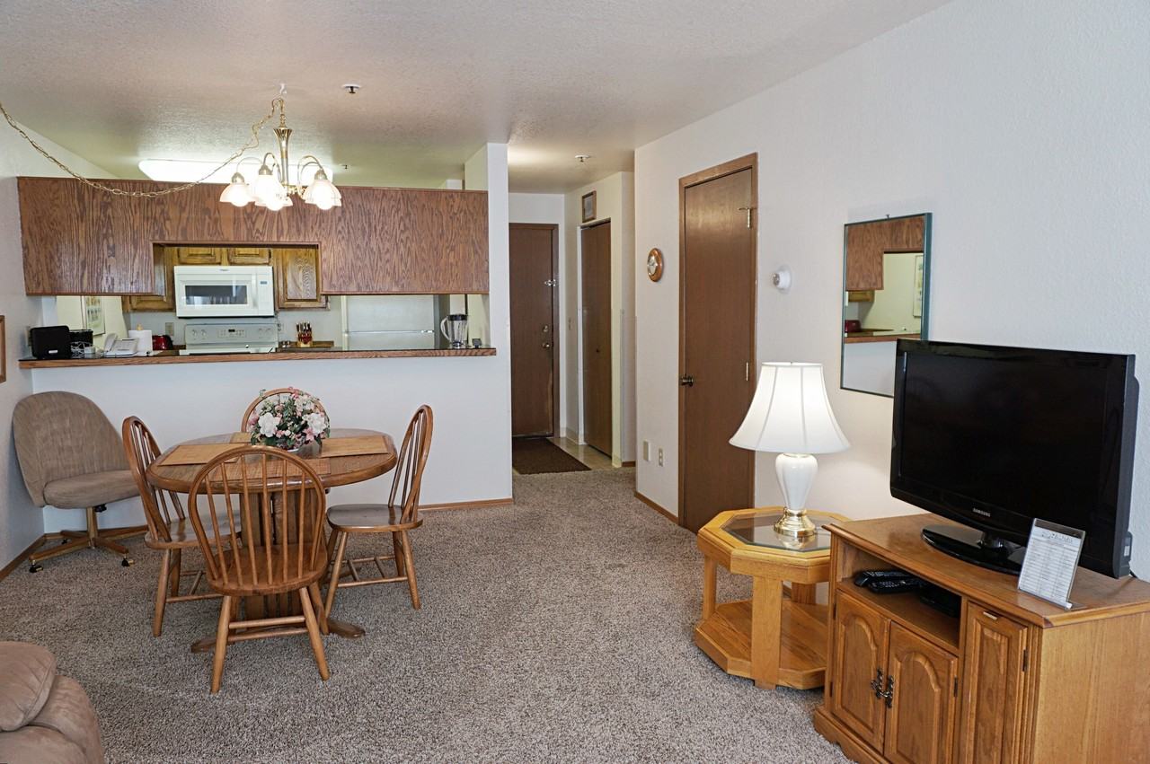 310 E 11th Ave #1 - Photo 4 of 10