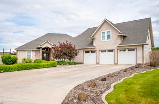 5027 Road K.8 Northeast - Photo 1 of 1