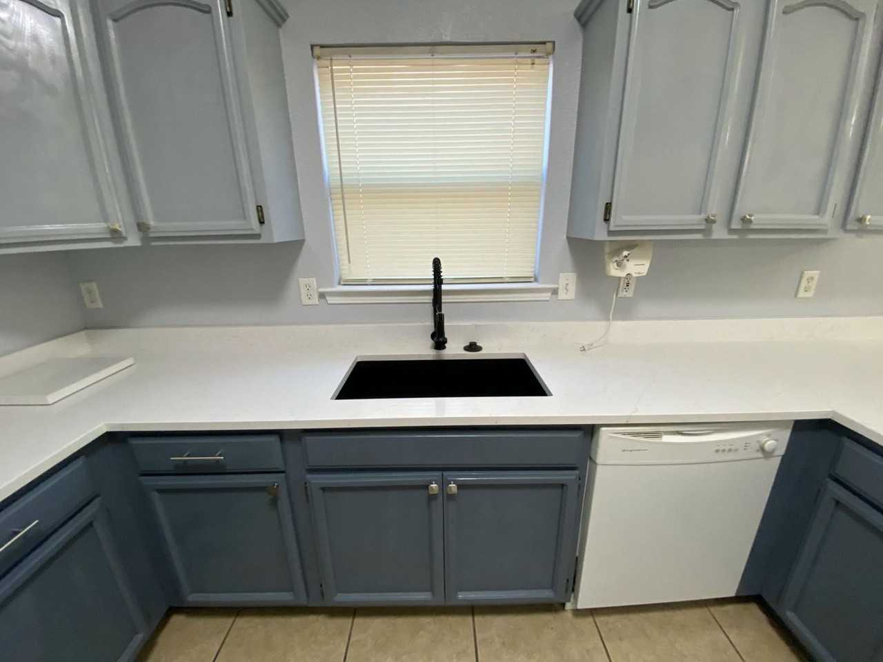 9885 Taj Mahal St - Photo 3 of 28