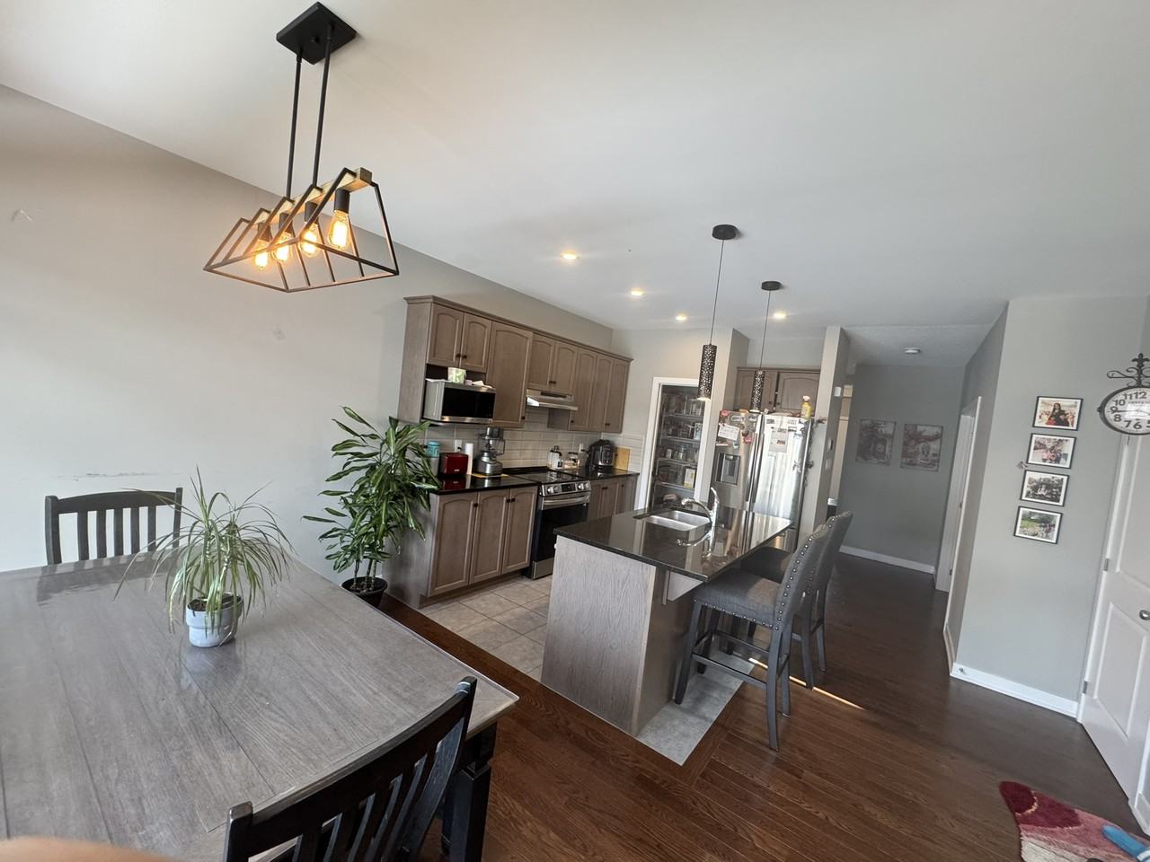 840 Sendero Way - Photo 2 of 20