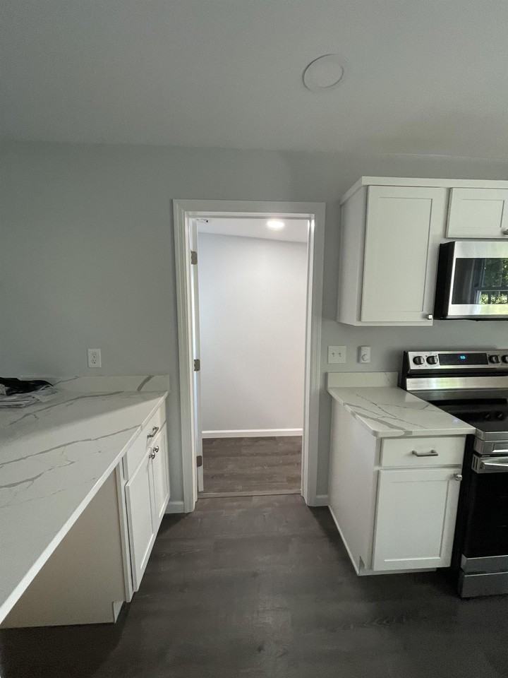 2608 Sr - Photo 2 of 17