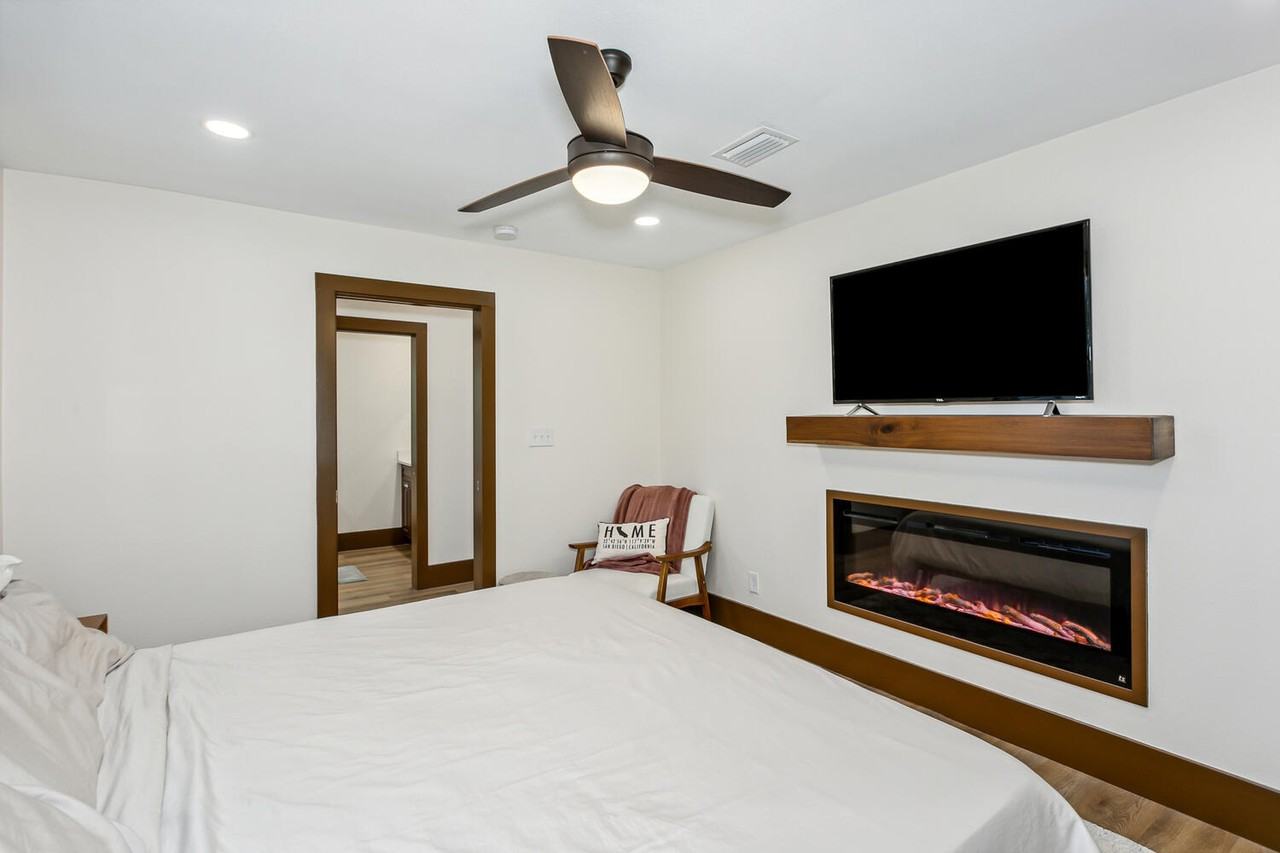 1408 E Mallory St - Photo 2 of 28