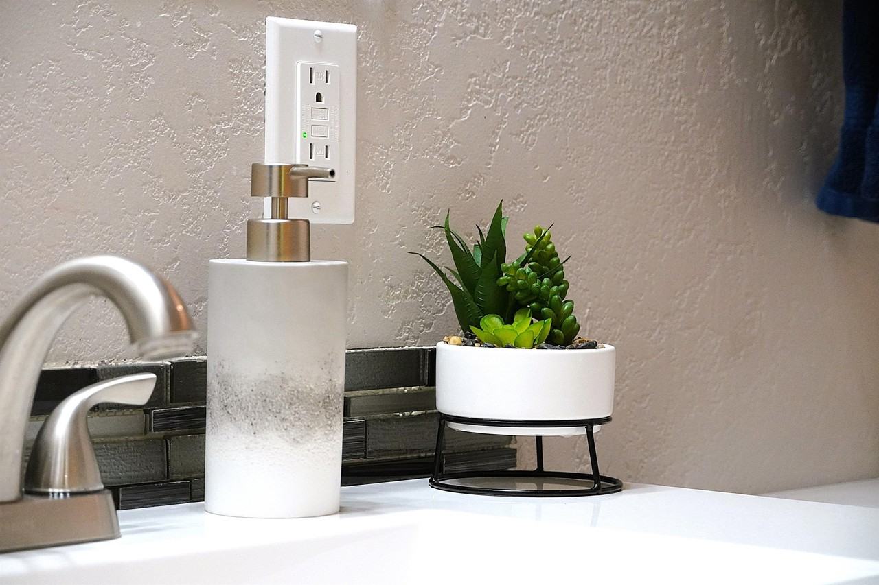 37200 Opengate Ct #2 - Photo 3 of 23