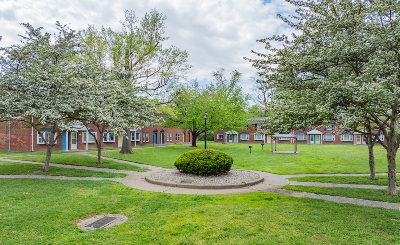 Carpenter Apartments - Photo 2 of 44