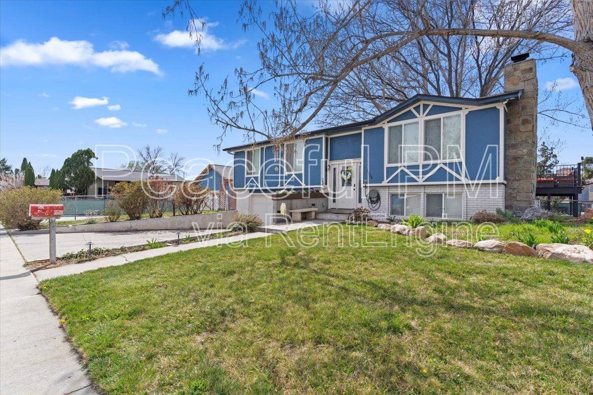 1234 S 680 W - Photo 2 of 39