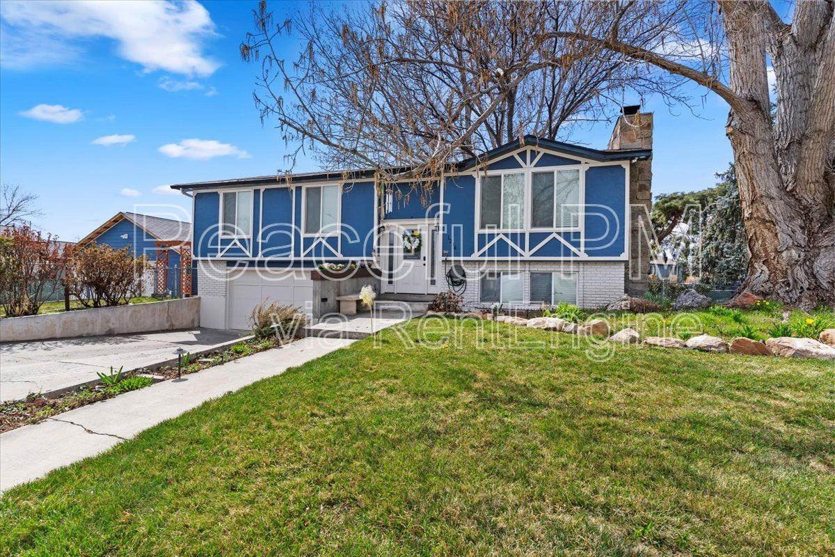 1234 S 680 W - Photo 3 of 39