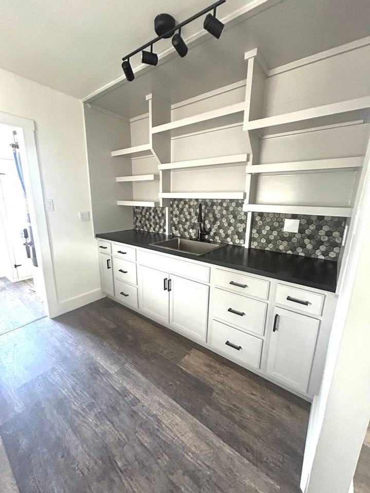 6623 La Luna Ave - Photo 6 of 14