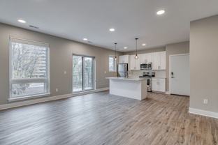 Brand New Luxury Apartments - Photo 1 of 1