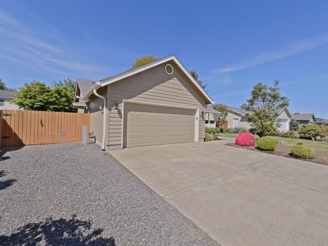 5427 Austin Way - Photo 2 of 18