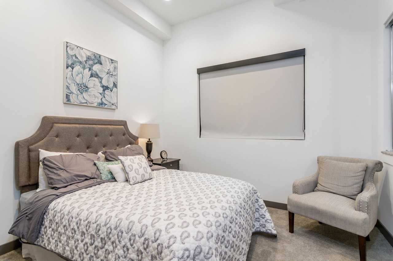 Come home to these New Modern Townhouse in Hollywood! - Photo 6 of 12