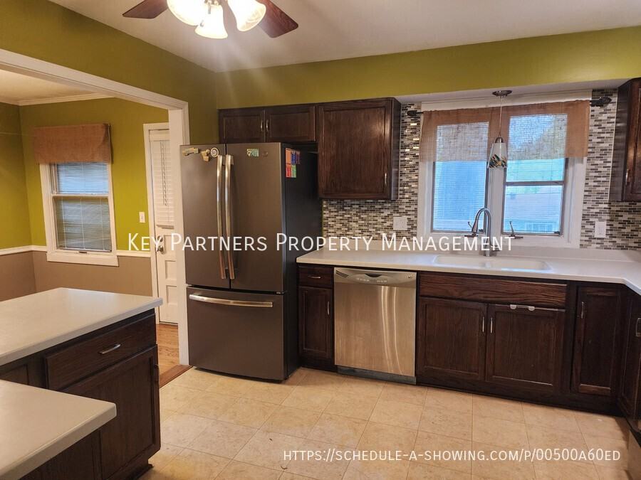 10710 W 91st Ter - Photo 5 of 19