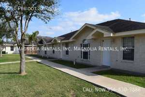 featured image of 2210 Peridot St #5