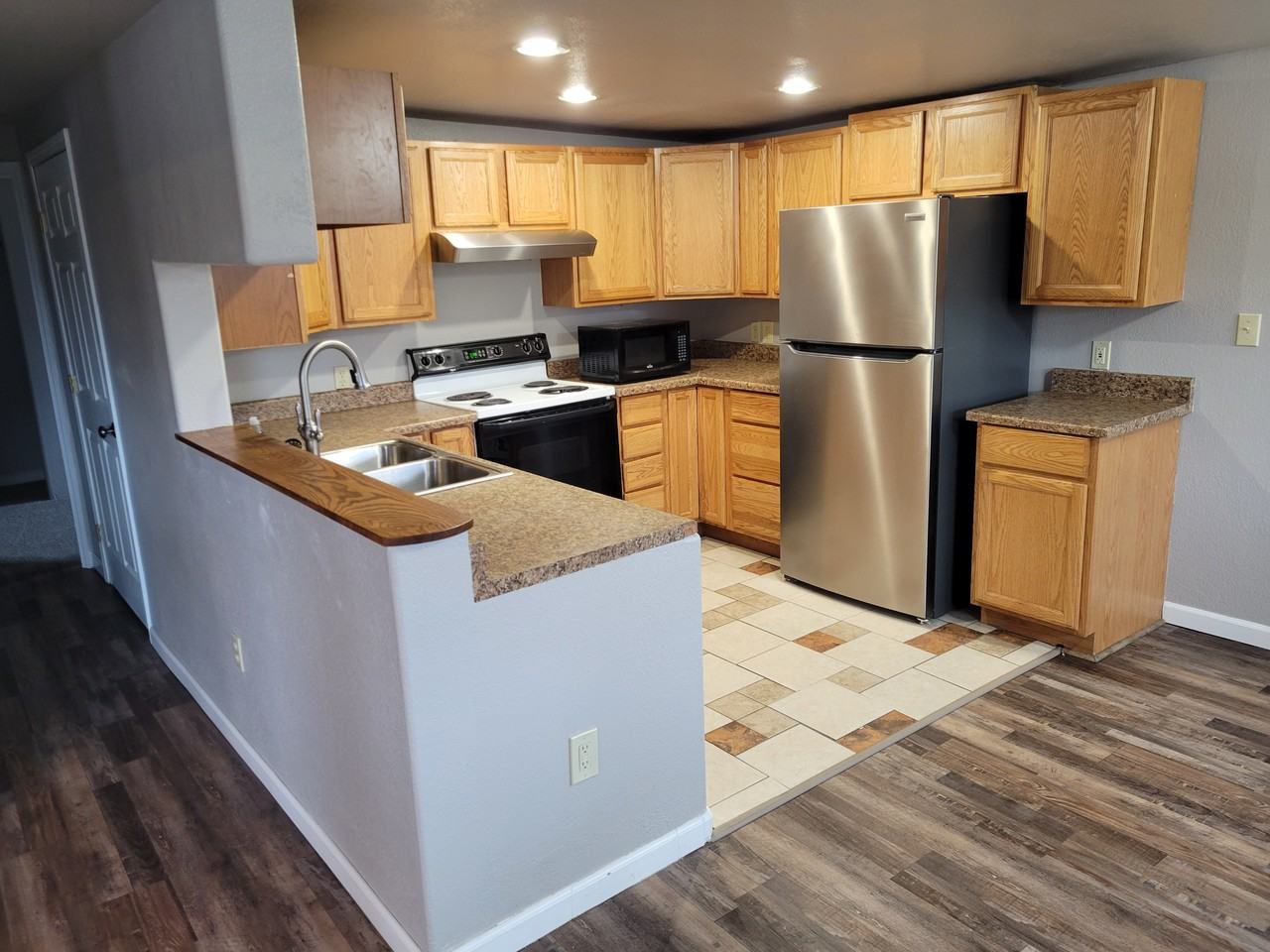 840 4th Ave #NA - Photo 2 of 21