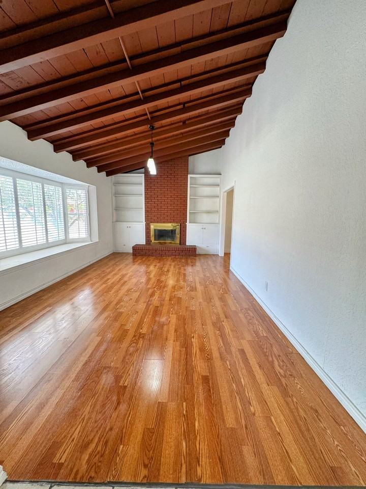 139 Clairemont Dr #NA - Photo 3 of 50