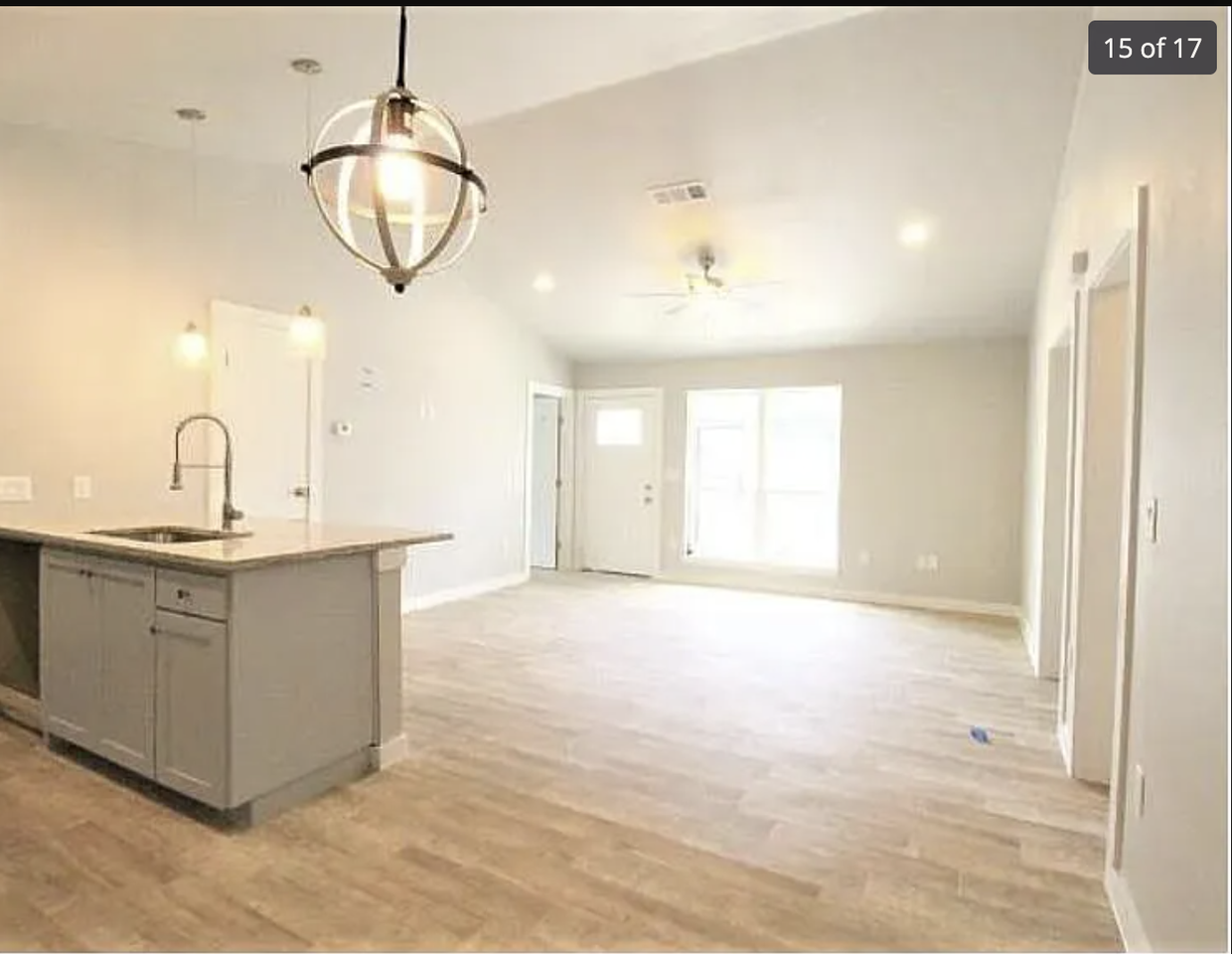 9404 Menchaca Rd #B - Photo 3 of 17