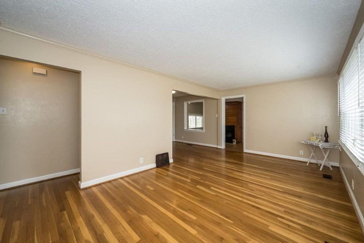 10546 Anson Dr - Photo 3 of 13
