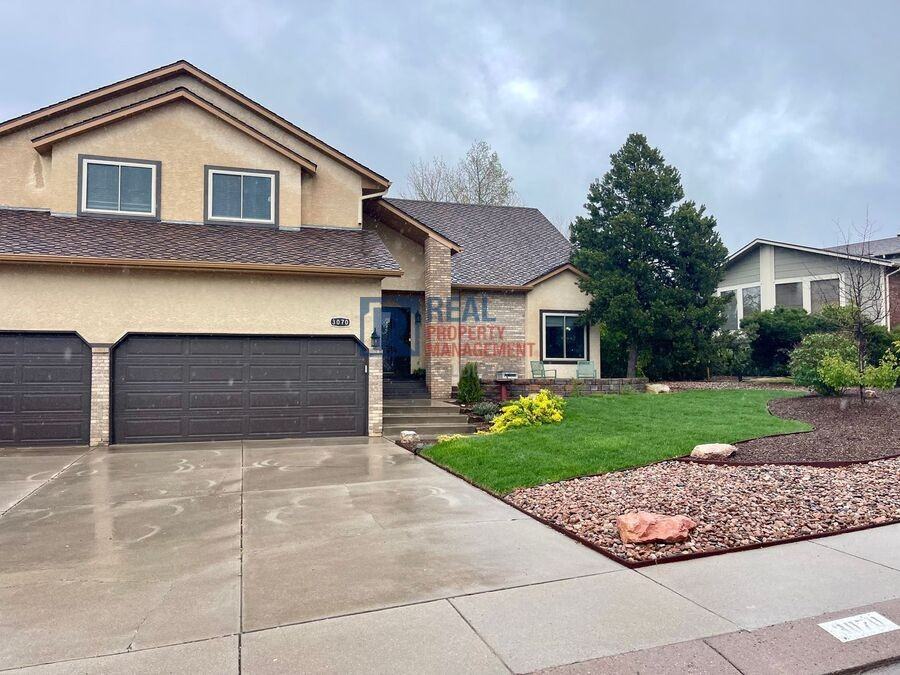 3070 Windjammer Dr - Photo 3 of 27