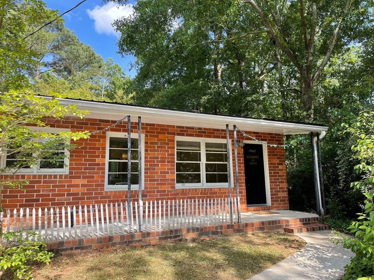 250 Willow Run - Photo 3 of 33