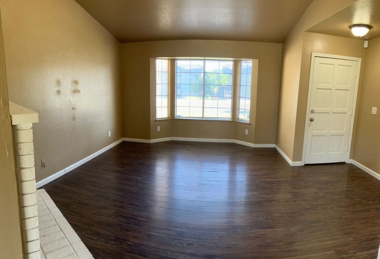 4505 Endicott Dr - Photo 2 of 11