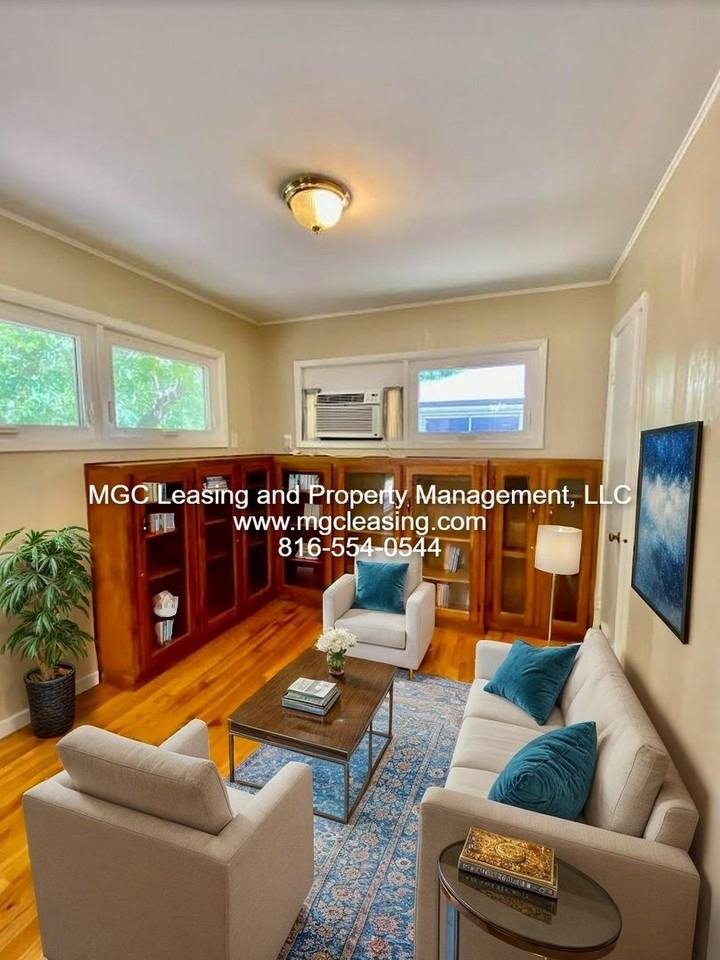 226 Sw Mcclendon Dr - Photo 3 of 25