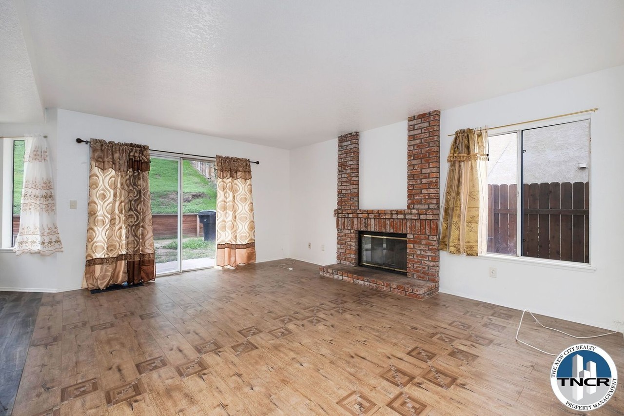 3049 Mojave Ct - Photo 5 of 17