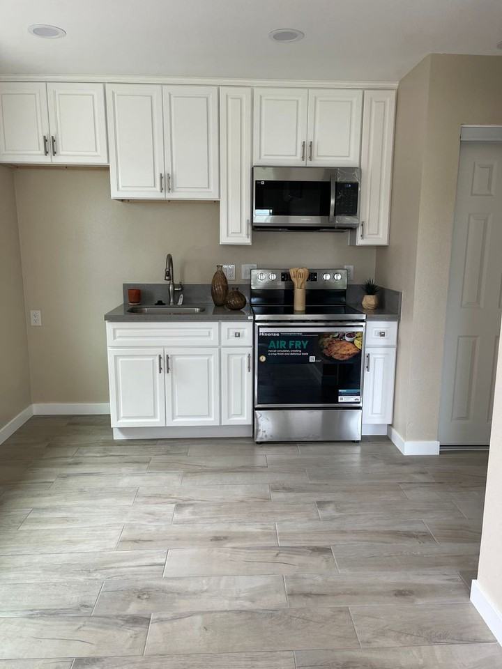 11128 Oriole Dr - Photo 2 of 11