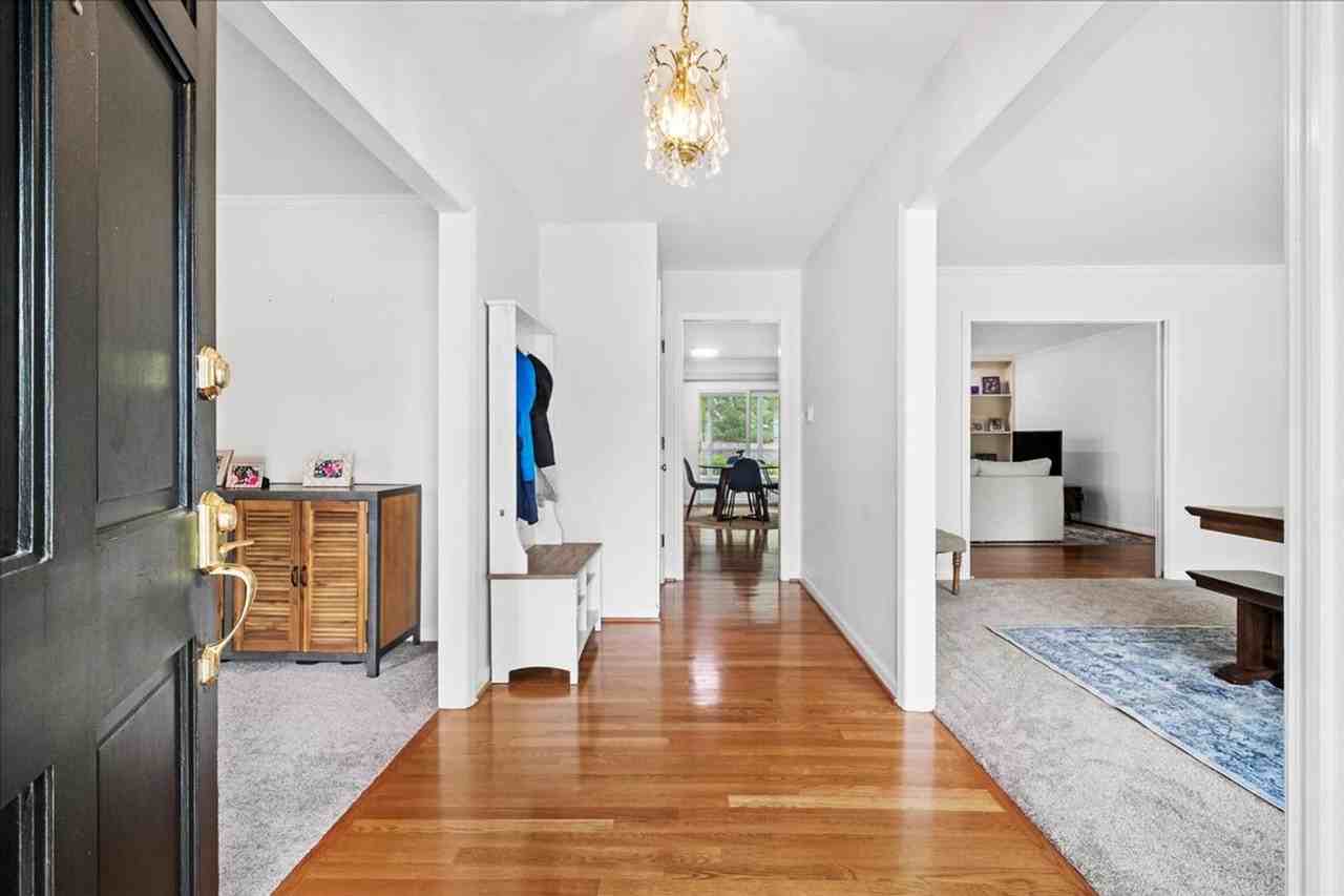 12834 Beaver Dam Rd - Photo 3 of 34