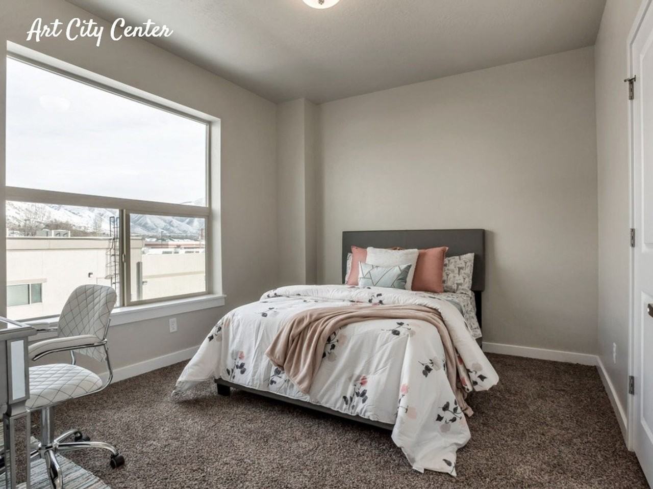 79 W 900 N - Photo 7 of 37