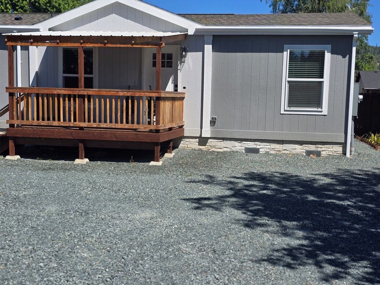2178 Lower River Rd - Photo 2 of 19