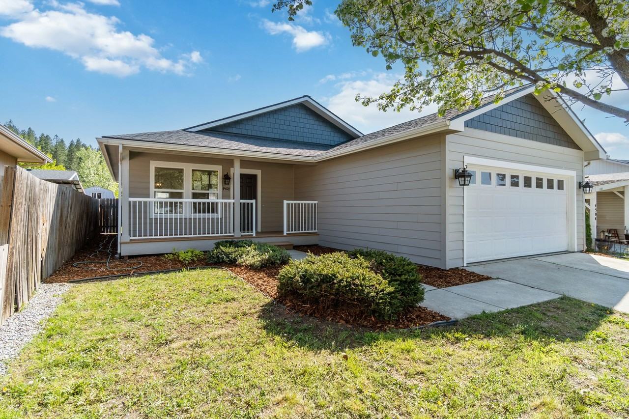 4508 E Vantage Ln - Photo 2 of 32