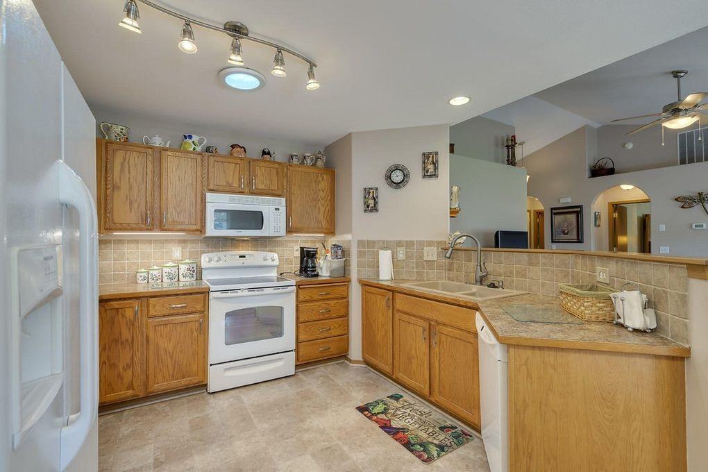 3239 N Alfalfa Loop - Photo 3 of 19