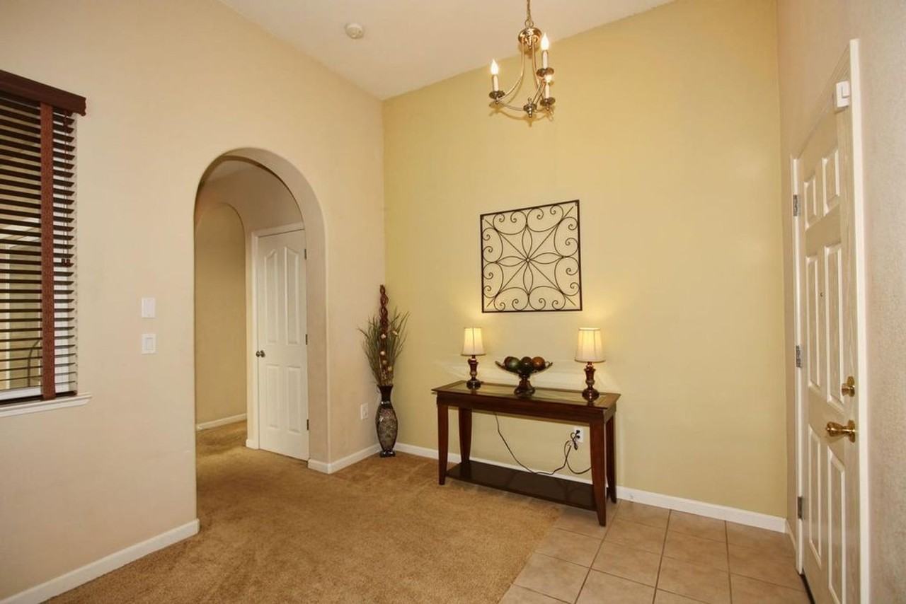 11762 Battenburg Way - Photo 3 of 18