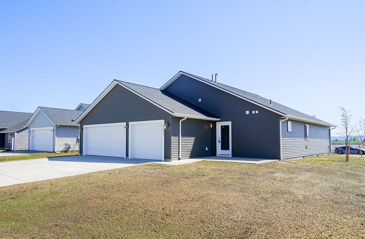 11517 N Railway Ave - Photo 2 of 25