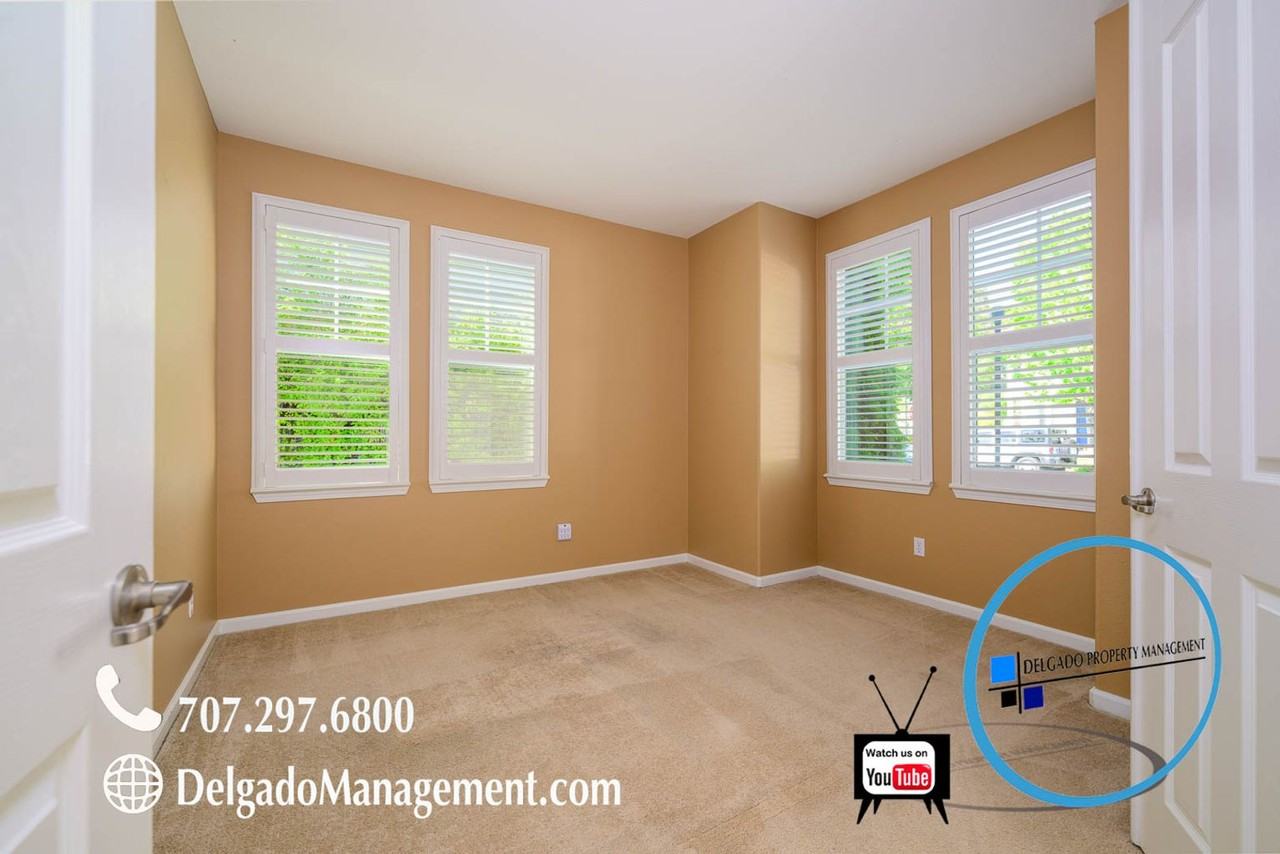 711 Oscar St - Photo 5 of 41