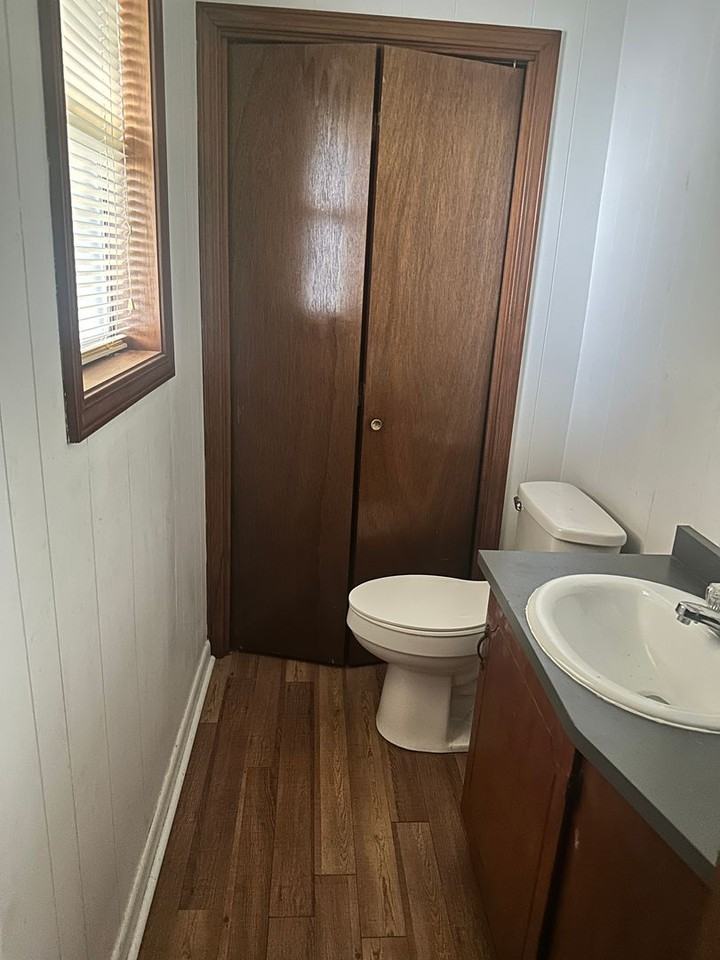 310 Hospital Dr - Photo 5 of 12