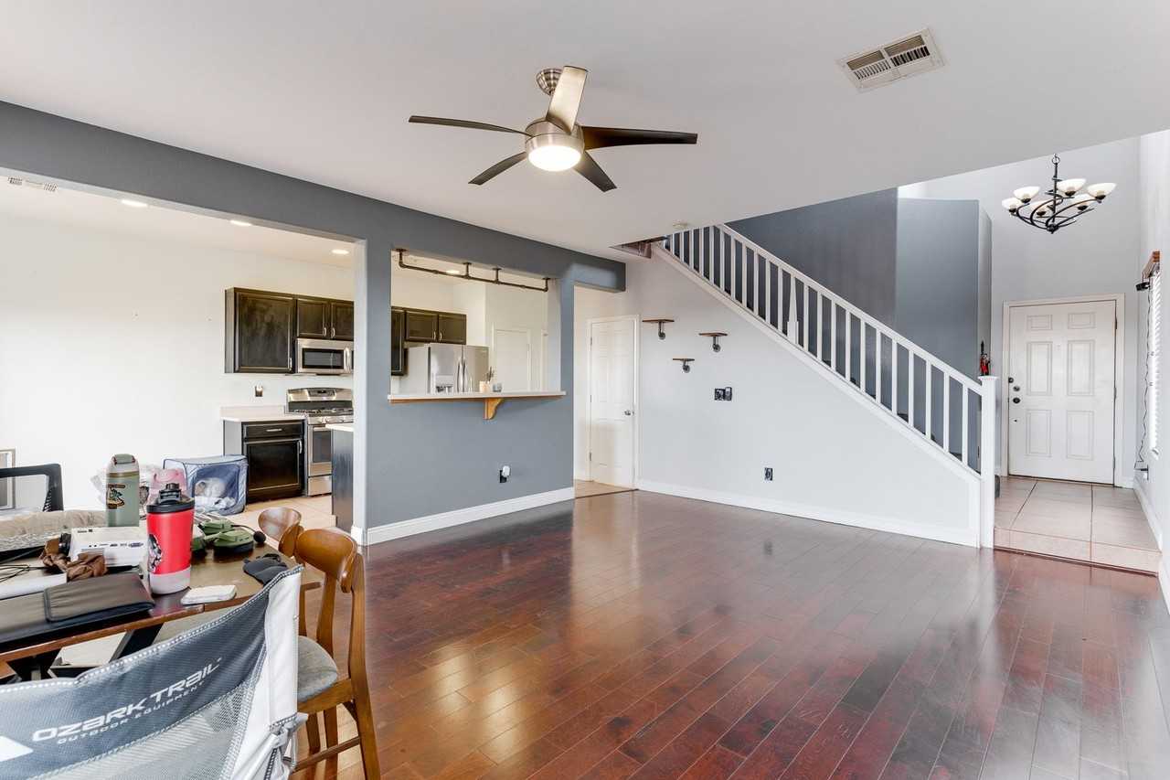 660 Jumbled Sage Ct - Photo 7 of 32