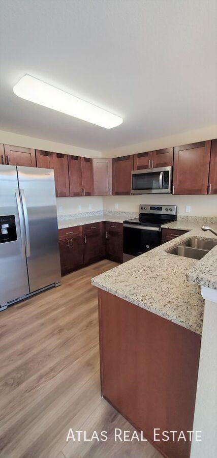 747 Brambleberry Hts - Photo 6 of 37