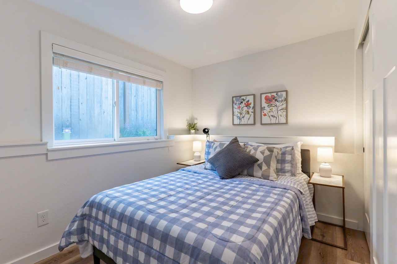 906 North 101st Street - Photo 7 of 23