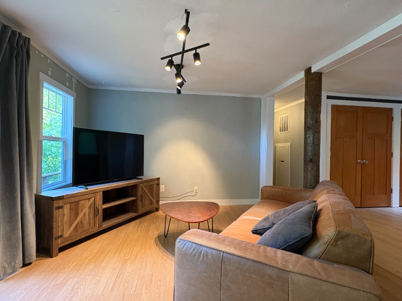 2905 Cedar Ave - Photo 3 of 12