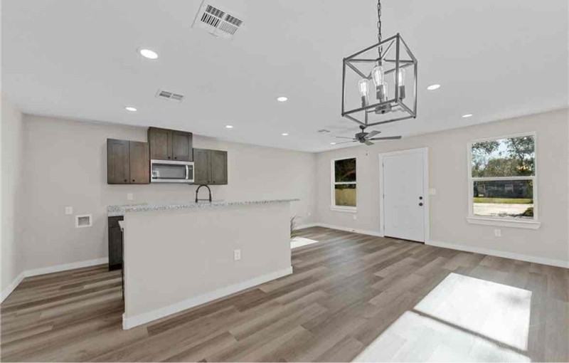 2020 Bagby Ave #A - Photo 3 of 11