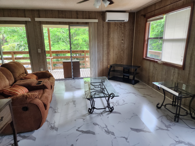 1737 Evergreen St - Photo 2 of 12