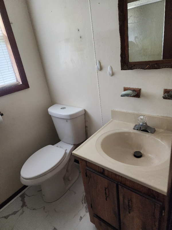 1737 Evergreen St - Photo 6 of 12