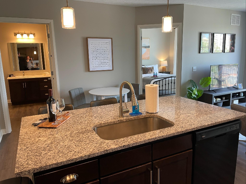 431 W Rich St #505 - Photo 5 of 17